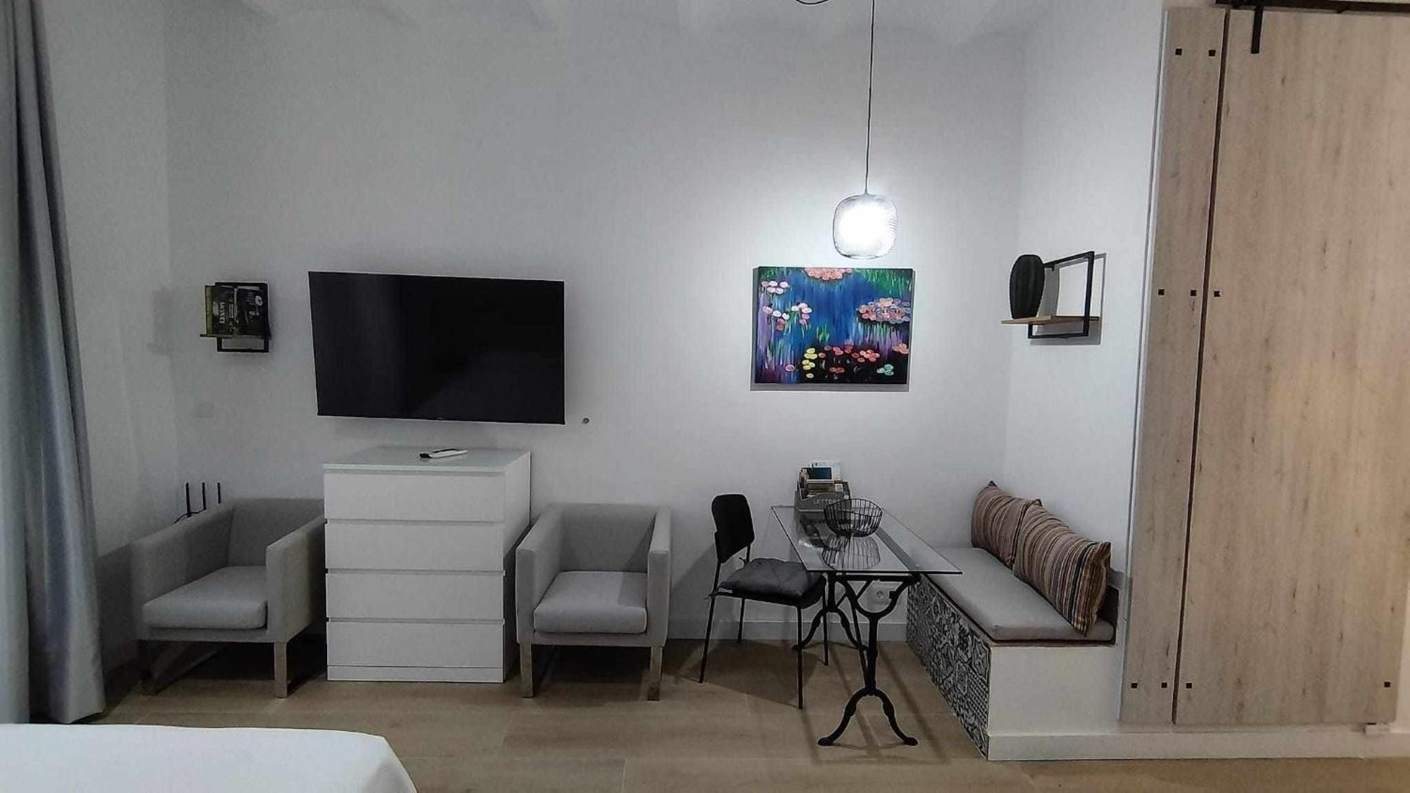 A H Rentals Monet Estudio Vinarós Εξωτερικό φωτογραφία
